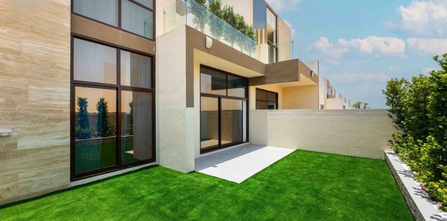 Townhouse in Dubai 4 bedrooms, 192.5 sq.m. № 59725
