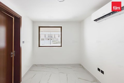 Adosado en Dubai, 4 dormitorios, 192.5 m², № 59725 - foto 13