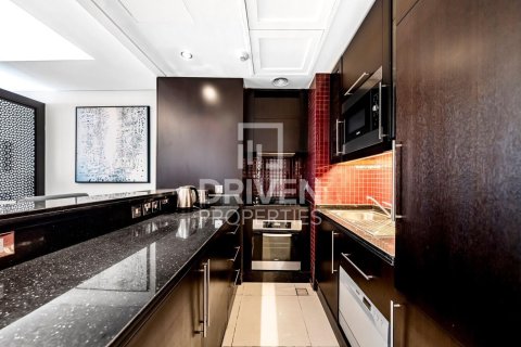 Apartment in Downtown Dubai (Downtown Burj Dubai), Dubai studio, 48.22 sq.m. № 136930 - photo 4