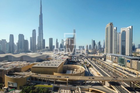 Apartment in Vida Residences Dubai Mall, Downtown Dubai (Downtown Burj Dubai), Dubai 2 bedrooms, 112.13 sq.m. № 136917 - photo 12