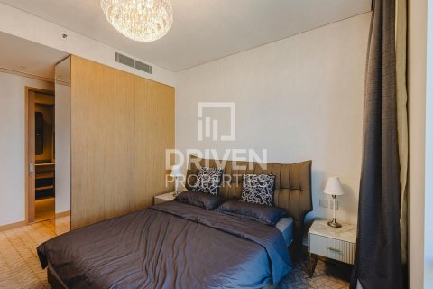 Apartment in Vida Residences Dubai Mall, Downtown Dubai (Downtown Burj Dubai), Dubai 2 bedrooms, 112.13 sq.m. № 136917 - photo 8