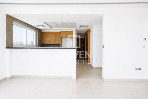 Villa en Jumeirah Park, Dubai, 3 dormitorios, 535.96 m², № 136909 - foto 12