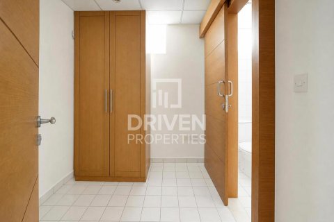 Villa en Jumeirah Park, Dubai, 3 dormitorios, 535.96 m², № 136909 - foto 14