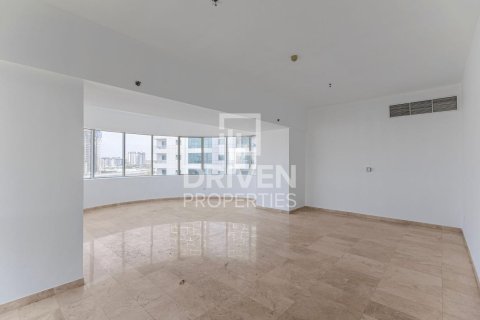 Apartment in KG Tower, Dubai Marina, Dubai 3 bedrooms, 285.77 sq.m. № 136667 - photo 4