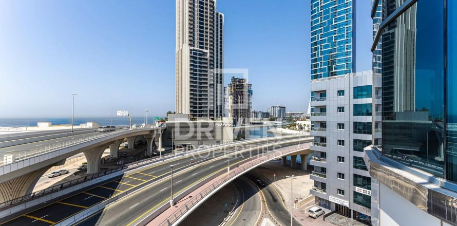 Apartment in KG Tower, Dubai Marina, Dubai 3 bedrooms, 285.77 sq.m. № 136667