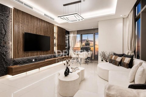Apartamento en Paramount Tower Hotel & Residences, Business Bay, Dubai, 2 dormitorios, 124.58 m², № 136675 - foto 2