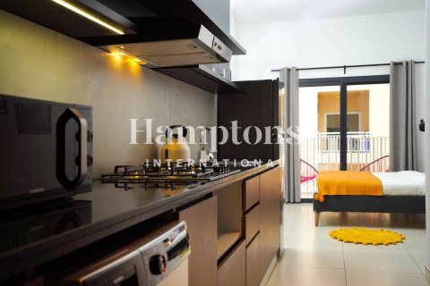 Apartment in Dubai Production City (IMPZ), Dubai studio, 33.33359640 sq.m. № 63398 - photo 1