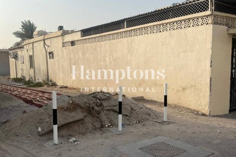 Land in Al Satwa, Dubai 597.64499900 sq.m. № 63386 - photo 3