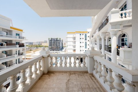 Apartment in Dubai Production City (IMPZ), Dubai 1 bedroom, 53.51212800 sq.m. № 63395 - photo 2