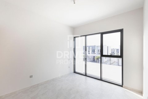Townhouse in Villanova, Dubai Land, Dubai 4 bedrooms, 222.97 sq.m. № 127001 - photo 13