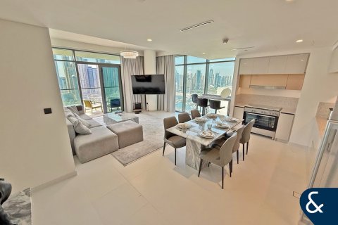 Appartement à EMAAR Beachfront, Dubai Harbour, Dubai, 3 chambres, 163 m², № 75183 - photo 1