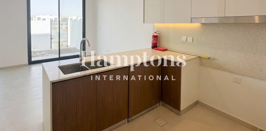 Townhouse in The Valley, Dubai 3 bedrooms, 137.682 sq.m. № 139181