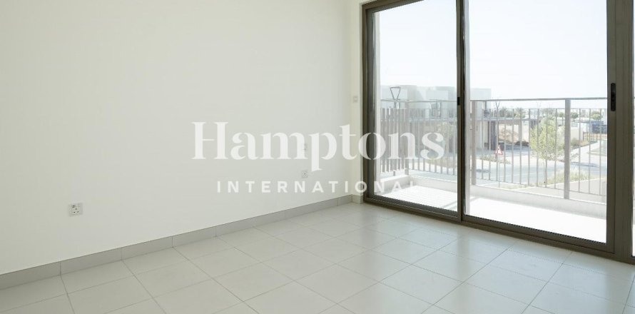 Villa en Dubai South (Dubai World Central), Dubai, 3 dormitorios, 129.89 m², № 84465