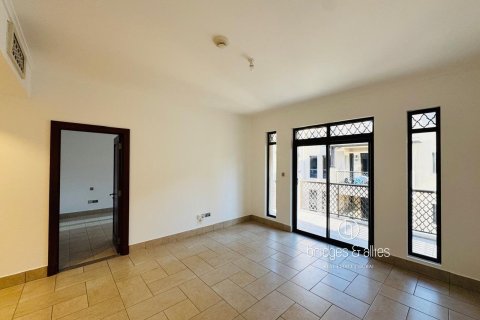 Apartamento en Old Town, Dubai, 1 dormitorio, 87 m², № 84457 - foto 12