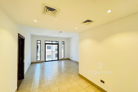 Apartamento en Old Town, Dubai, 1 dormitorio, 87 m², № 84457 - foto 7