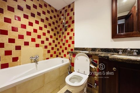 Apartamento en Old Town, Dubai, 1 dormitorio, 87 m², № 84457 - foto 14