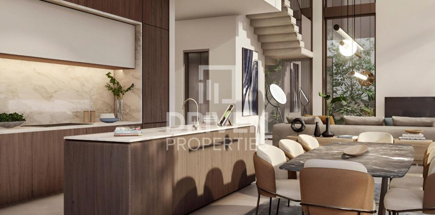 Townhouse in Nad Al Sheba 1, Nadd Al Sheba, Dubai 3 bedrooms, 351 sq.m. № 18887