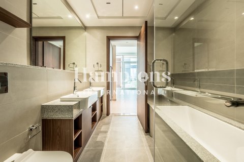 Apartment in Zabeel, Dubai 2 bedrooms, 188.85972161 sq.m. № 74376 - photo 10
