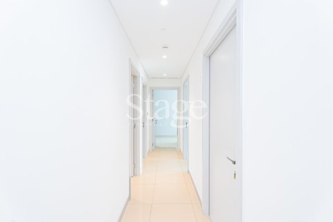 Apartment in EMAAR Beachfront, Dubai Harbour, Dubai 3 bedrooms, 195 sq.m. № 74370 - photo 18