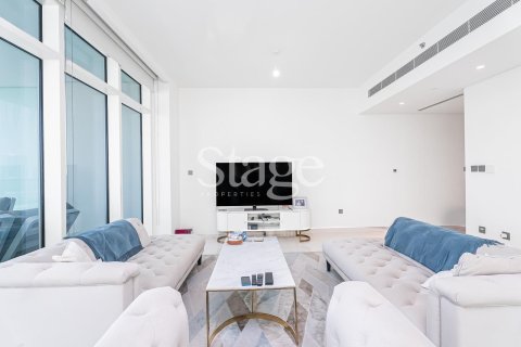 Apartment in EMAAR Beachfront, Dubai Harbour, Dubai 3 bedrooms, 195 sq.m. № 74370 - photo 6