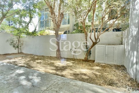 Villa à Dubai, 3 chambres, 167 m², № 74369 - photo 17