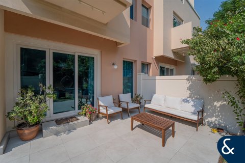 Купить виллу в Victory Heights, Dubai Sports City, Дубай: 4 спальни, 311м², № 78956 - фото 17