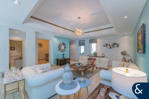 Купить виллу в Victory Heights, Dubai Sports City, Дубай: 4 спальни, 311м², № 78956 - фото 6