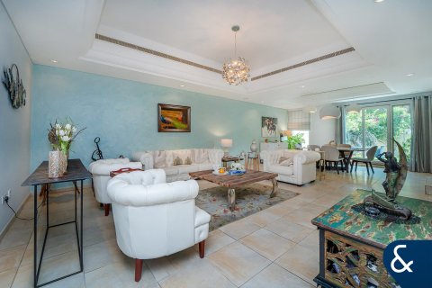 Купить виллу в Victory Heights, Dubai Sports City, Дубай: 4 спальни, 311м², № 78956 - фото 5