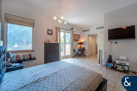 Купить виллу в Victory Heights, Dubai Sports City, Дубай: 4 спальни, 311м², № 78956 - фото 9