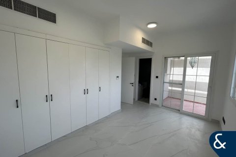 Купить виллу в Springs 11, The Springs, Дубай: 2 спальни, 157м², № 78948 - фото 13