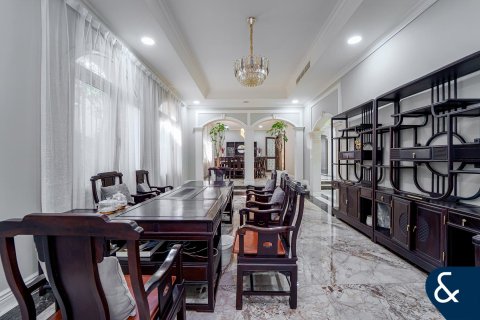 Купить виллу в Sienna Lakes, Джумейра Гольф Эстейтс, Дубай: 5 спален, 973м², № 78968 - фото 5