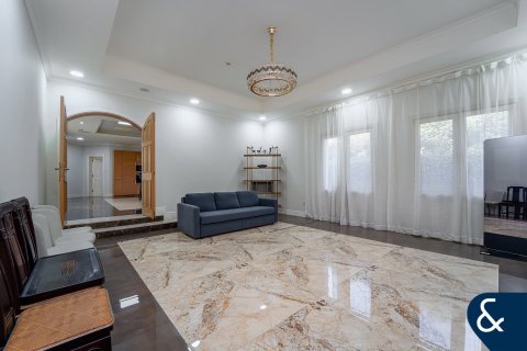 Купить виллу в Sienna Lakes, Джумейра Гольф Эстейтс, Дубай: 5 спален, 973м², № 78968 - фото 4