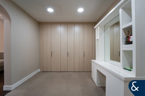 Купить виллу в Sienna Lakes, Джумейра Гольф Эстейтс, Дубай: 5 спален, 973м², № 78968 - фото 14