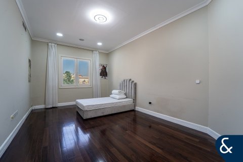 Купить виллу в Sienna Lakes, Джумейра Гольф Эстейтс, Дубай: 5 спален, 973м², № 78968 - фото 16