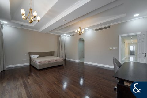 Купить виллу в Sienna Lakes, Джумейра Гольф Эстейтс, Дубай: 5 спален, 973м², № 78968 - фото 11