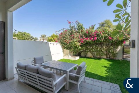 تاون هاوس في Zahra Townhouses, Town Square, دبي 3 غرف نوم, 202 م² رقم 74798 - صورة 3