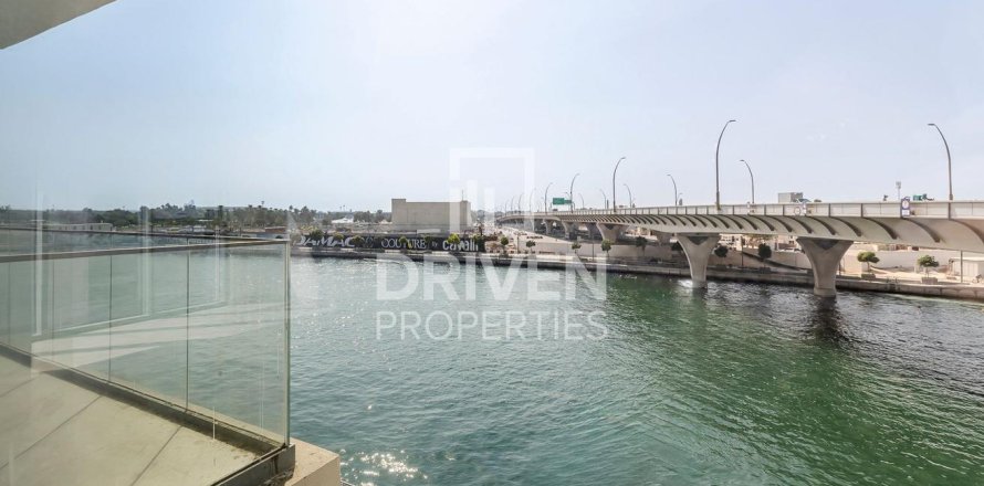 Apartamento en Al Wasl, Dubai, 2 dormitorios, 150 m², № 86326