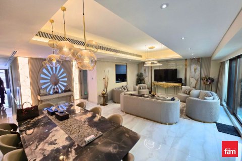 Снять в аренду таунхаус в Meydan, Дубай: 4 спальни, 218м², № 49265 - фото 17