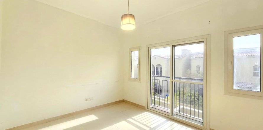 Villa à Dubai, 3 chambres, 188.7 m², № 49257