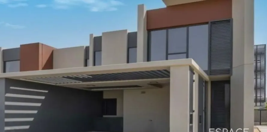 Maison de ville à Dubai Land, Dubai, 4 chambres, 245 m², № 61747