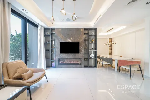 Villa à Dubai Hills Estate, Dubai, 4 chambres, 229 m², № 61748 - photo 1