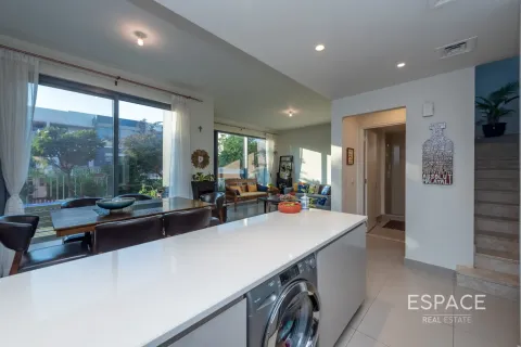 Villa à Dubai Hills Estate, Dubai, 4 chambres, 222 m², № 61744 - photo 6