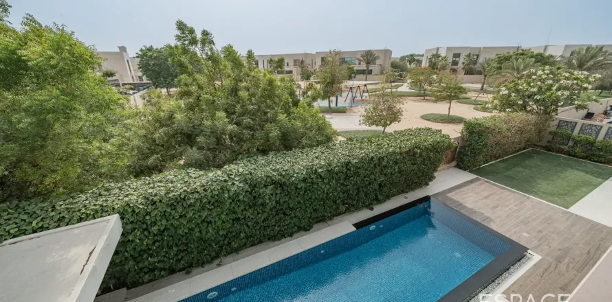 Villa à Meydan Gated Community, Dubai, 5 chambres, 961 m², № 61746