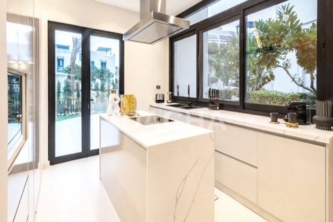 Villa à Palma Residences, Palm Jumeirah, Dubai, 5 chambres, 303 m², № 110269 - photo 9