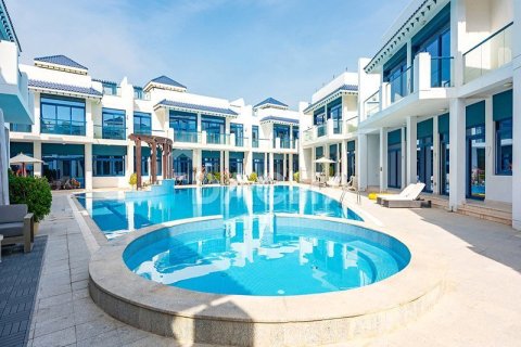 Villa à Palma Residences, Palm Jumeirah, Dubai, 5 chambres, 303 m², № 110269 - photo 2