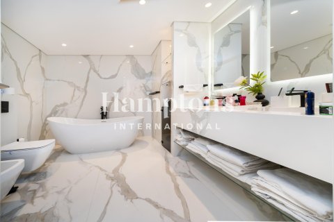 Appartement à FIVE Palm Jumeirah, Palm Jumeirah, Dubai, 2 chambres, 164.54979360 m², № 141886 - photo 4