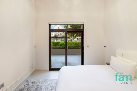 Apartment in Umm Suqeim, Dubai 1 bedroom, 94.1 sq.m. № 70537 - photo 13