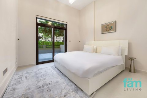 Apartment in Umm Suqeim, Dubai 1 bedroom, 94.1 sq.m. № 70537 - photo 5