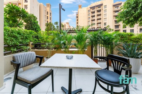 Apartment in Umm Suqeim, Dubai 1 bedroom, 94.1 sq.m. № 70537 - photo 4