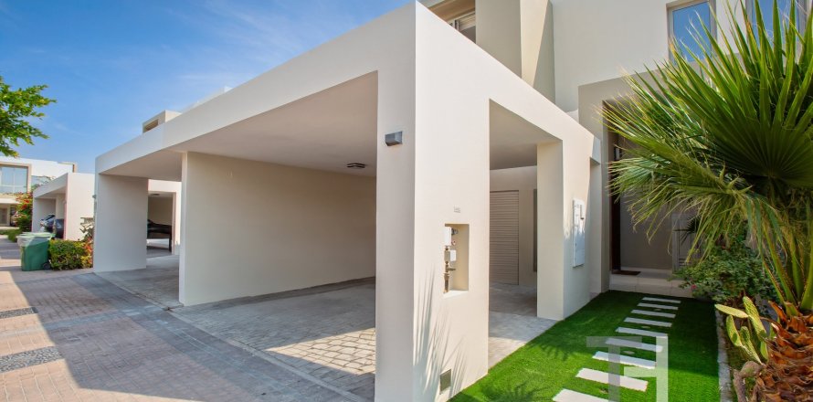 Villa à Arabian Ranches 2, Dubai, 3 chambres, 204 m², № 13582